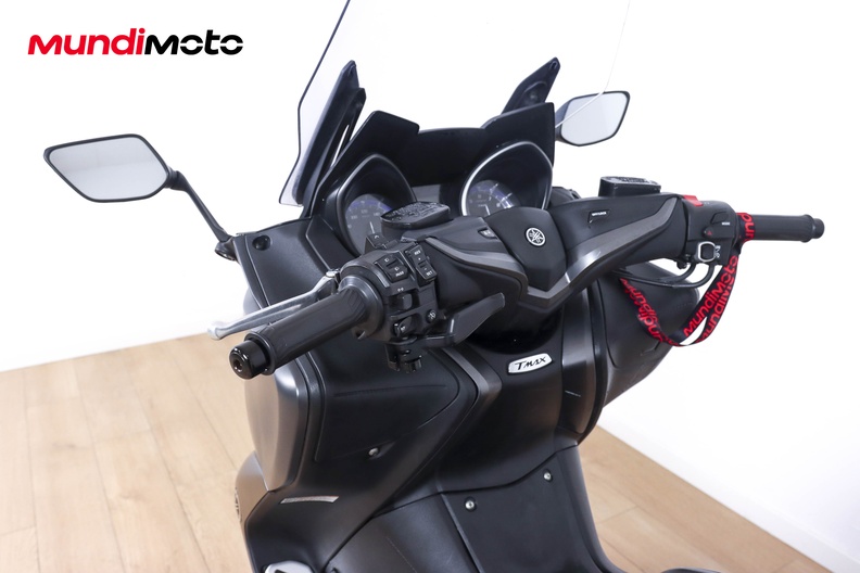 Motorbike image 10