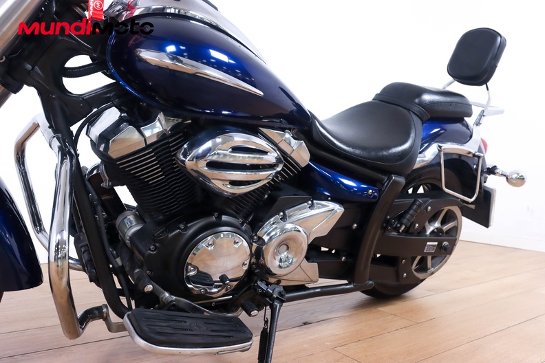 Motorbike image 8