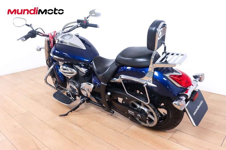 Motorbike image 6
