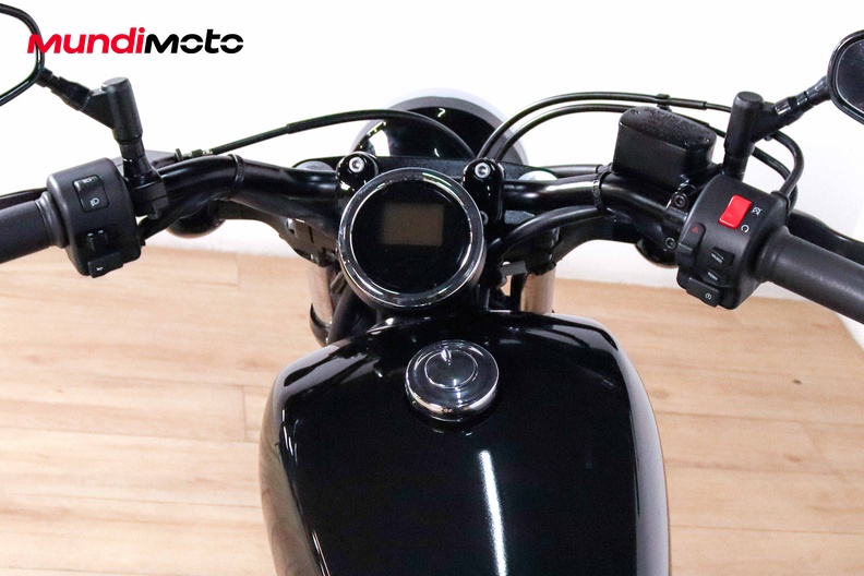 Motorbike image 10