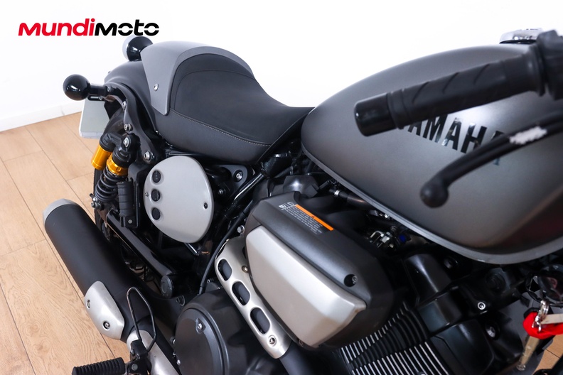 Motorbike image 12