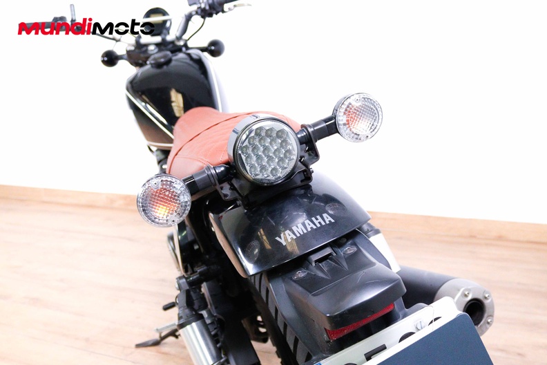 Motorbike image 9