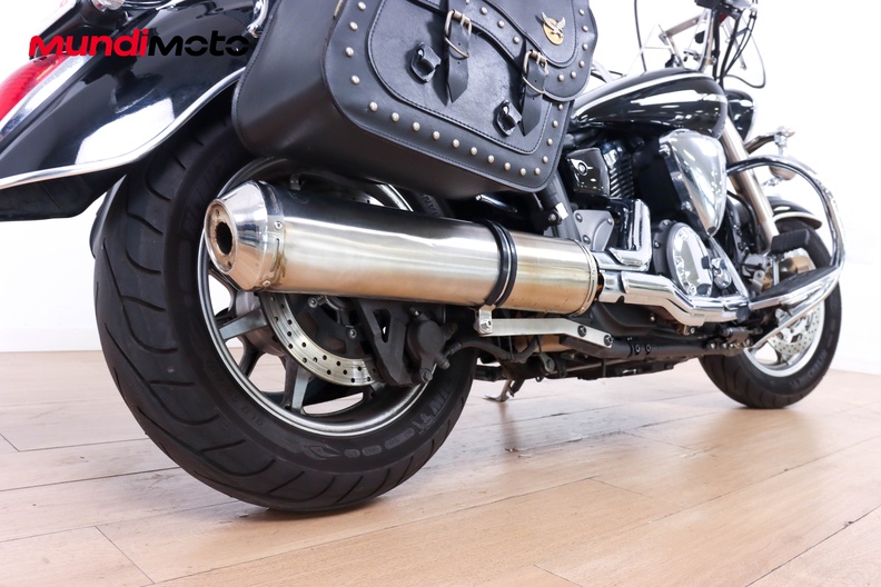 Motorbike image 3