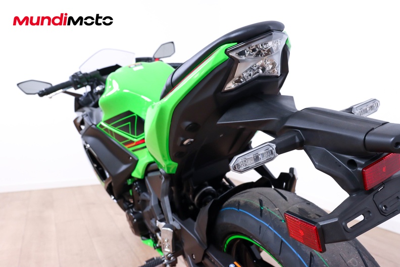 Motorbike image 8