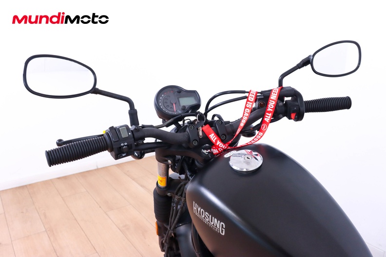 Motorbike image 10