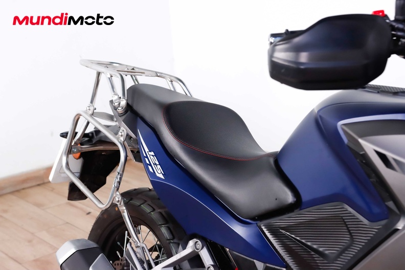 Motorbike image 13