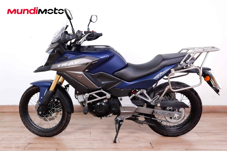 Motorbike image 5