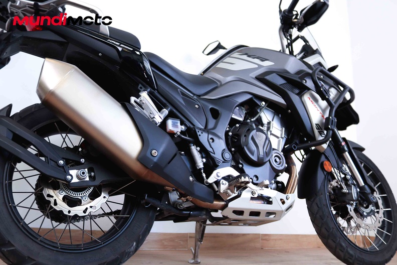 Motorbike image 3