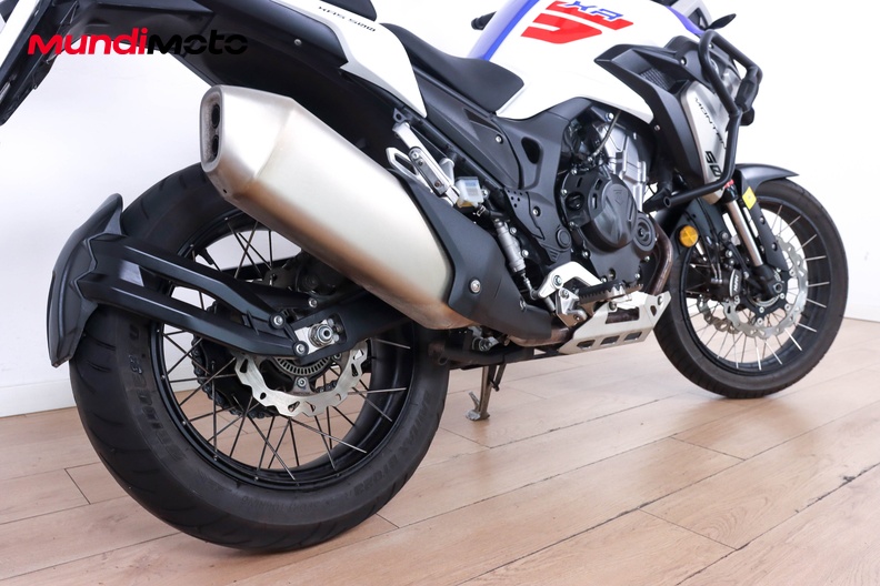 Motorbike image 3
