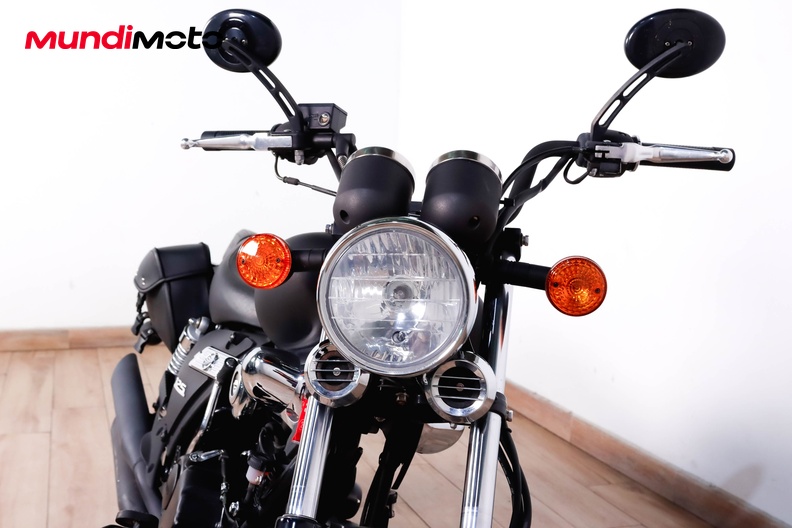 Motorbike image 4