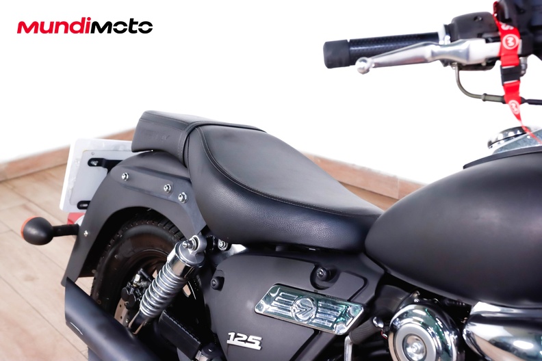 Motorbike image 12