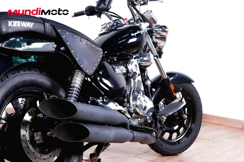Motorbike image 3