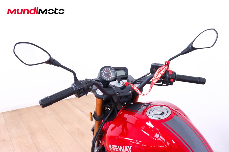Motorbike image 10