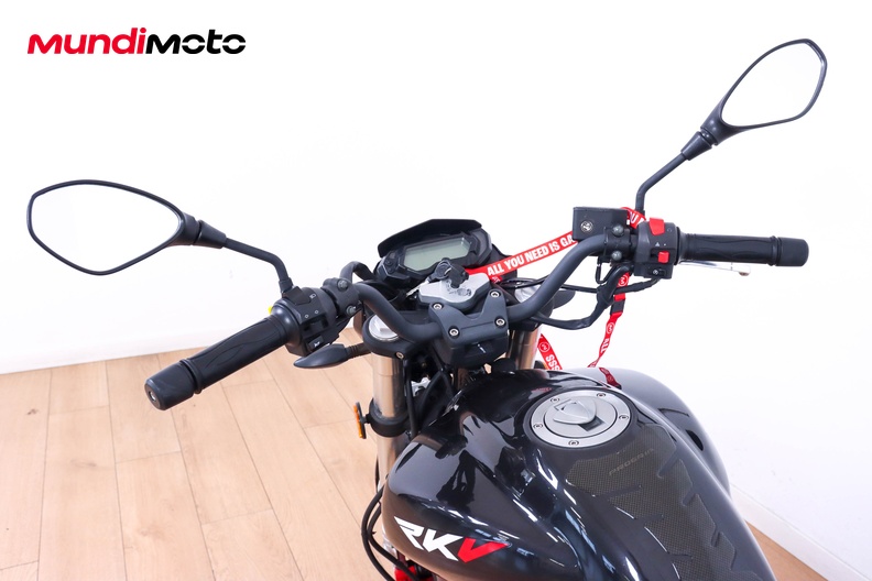 Motorbike image 10