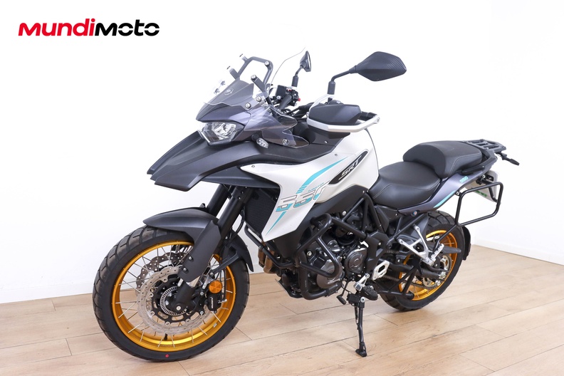 Motorbike image 7