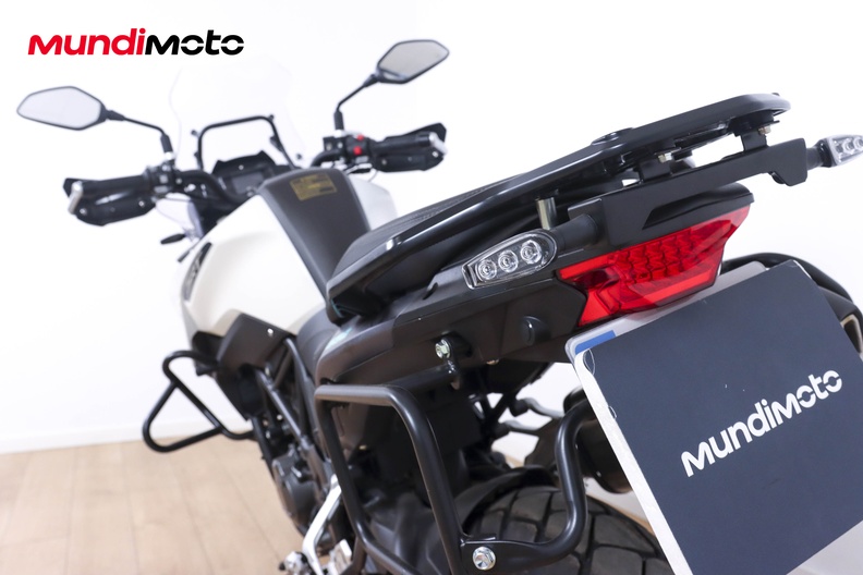 Motorbike image 9