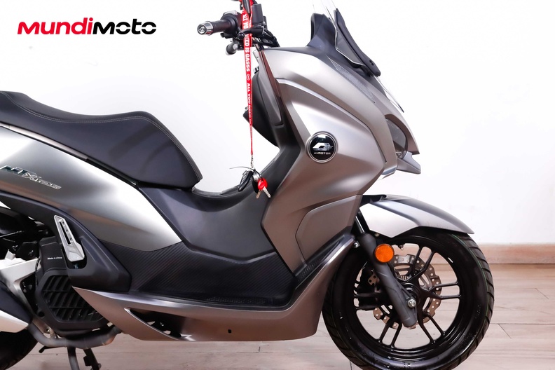 Motorbike image 12