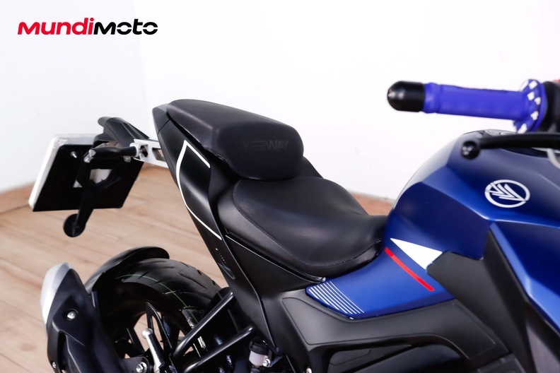 Motorbike image 13