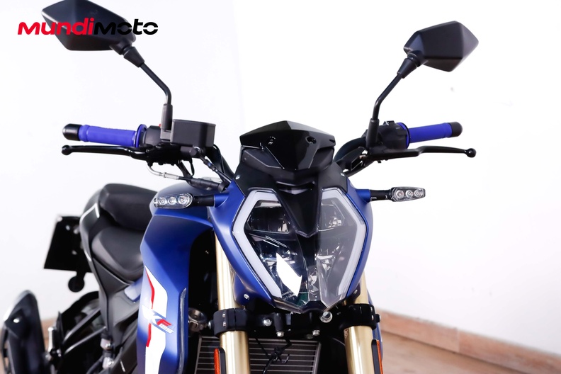 Motorbike image 4