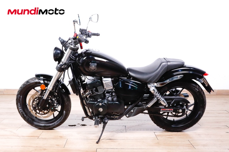 Motorbike image 5