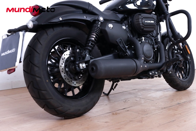 Motorbike image 3
