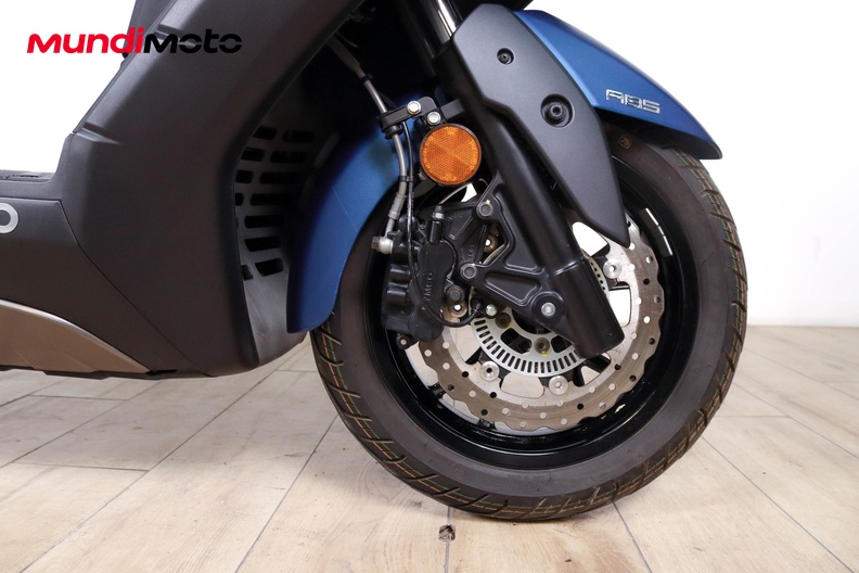 Motorbike image 12
