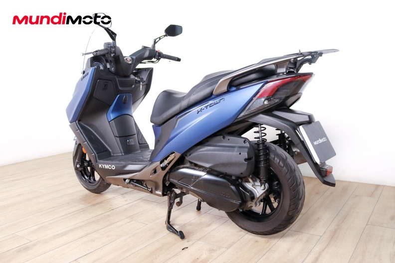 Motorbike image 6