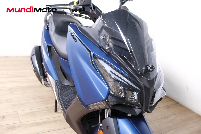 Motorbike image 4