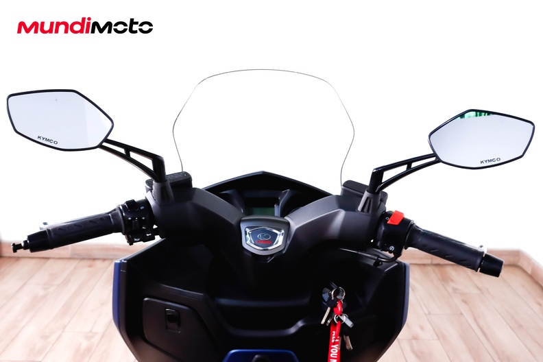 Motorbike image 10