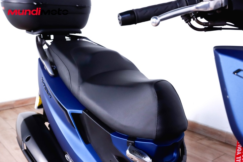 Motorbike image 12