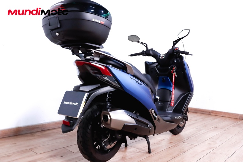 Motorbike image 2