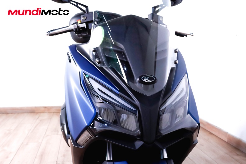 Motorbike image 4