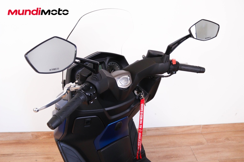 Motorbike image 10