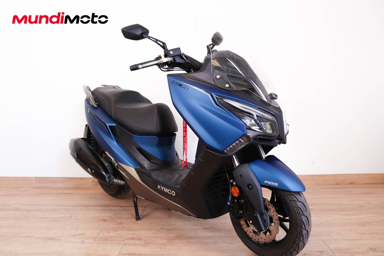 Motorbike image 1