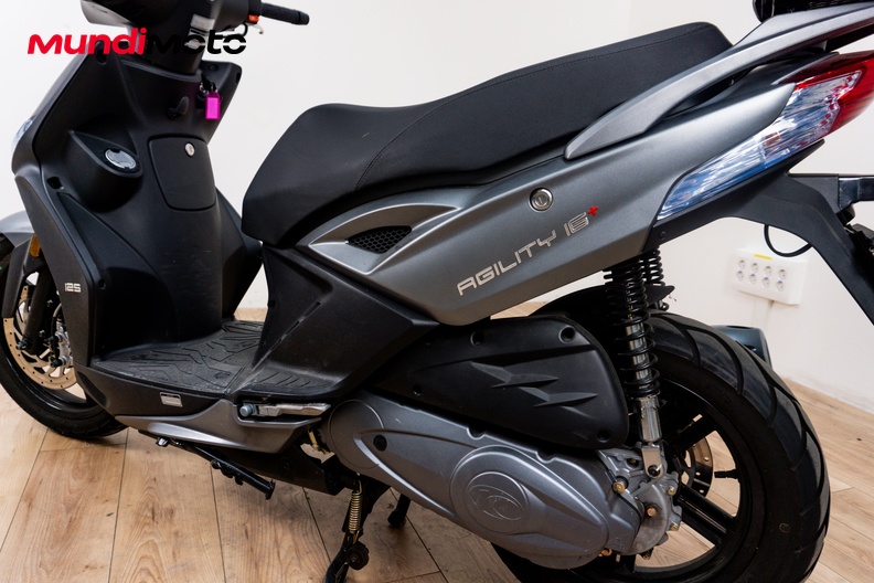 Motorbike image 8