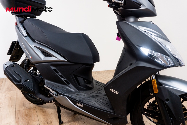 Motorbike image 4
