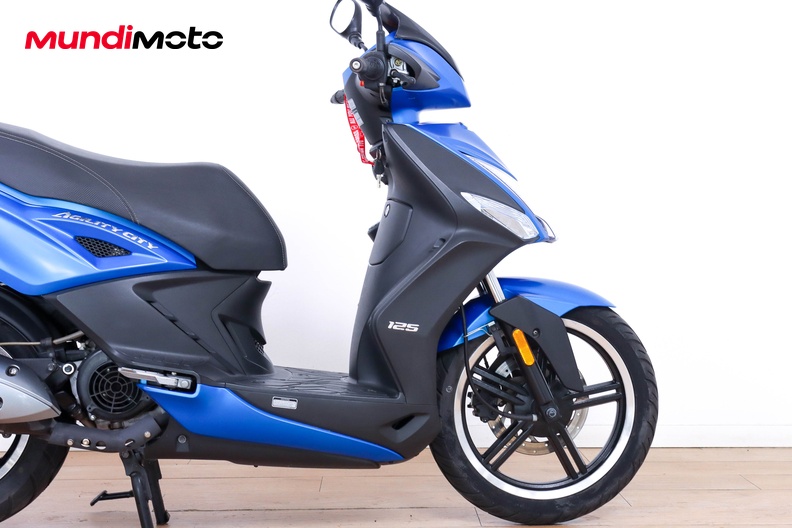 Motorbike image 13