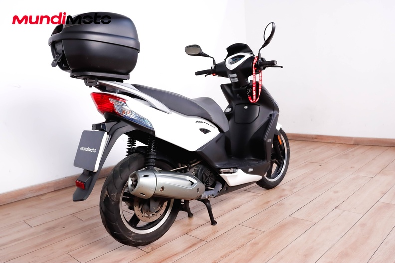 Motorbike image 2