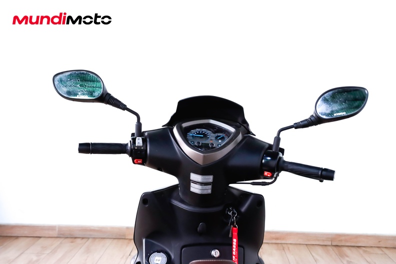 Motorbike image 10