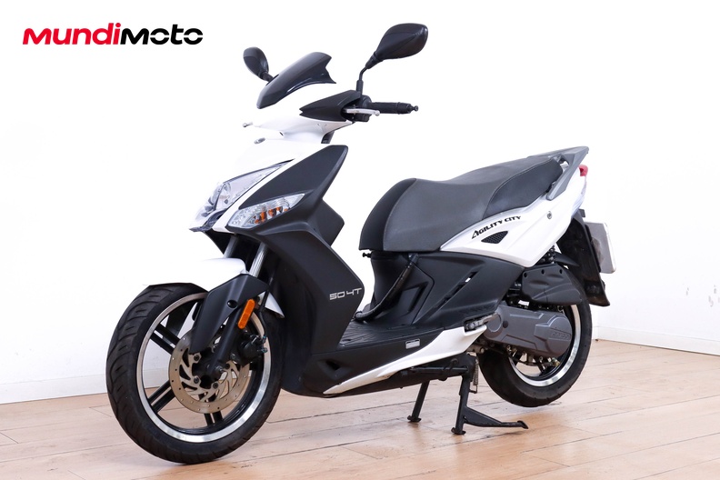 Motorbike image 7