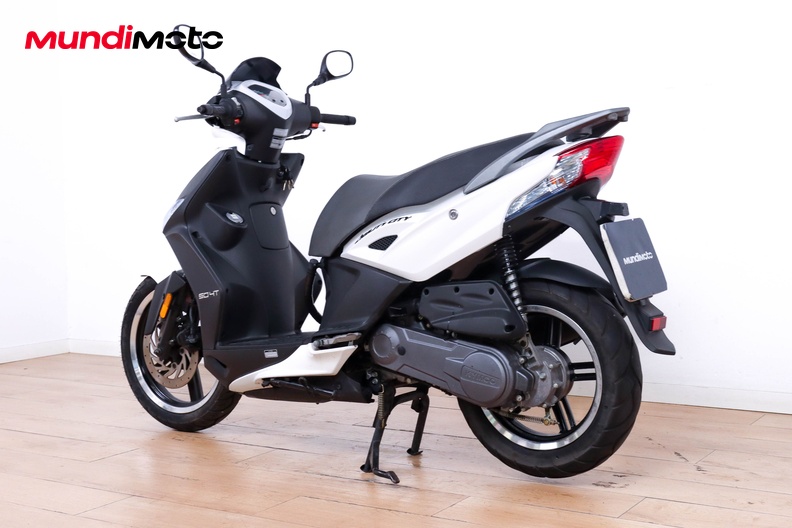 Motorbike image 6