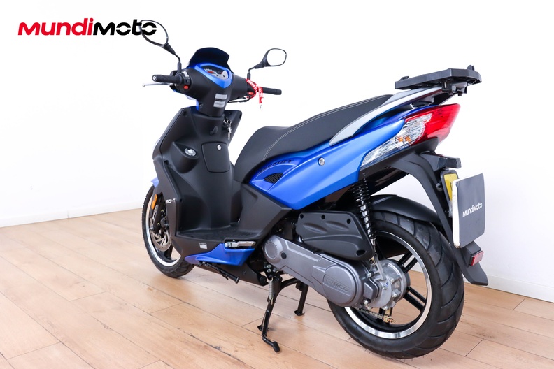 Motorbike image 6