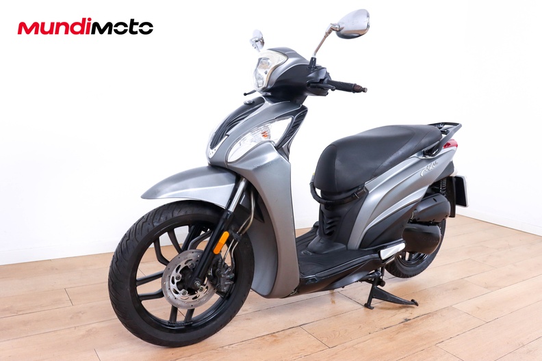 Motorbike image 7