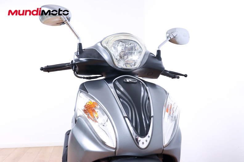Motorbike image 4