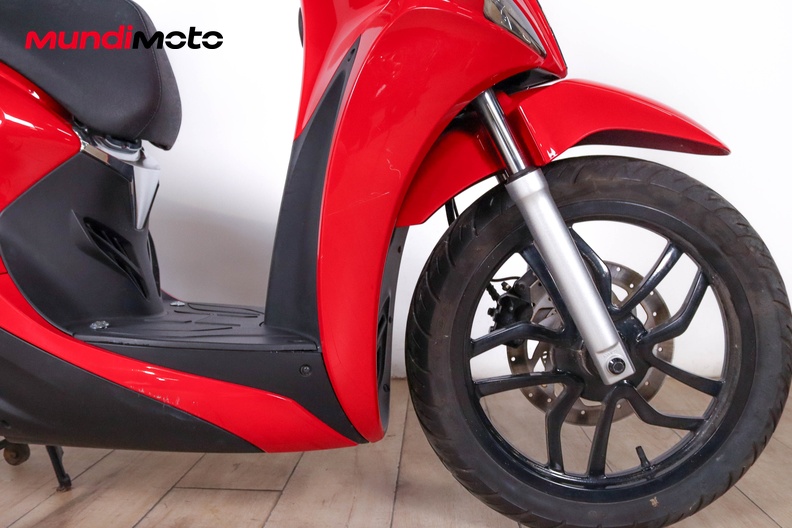 Motorbike image 13