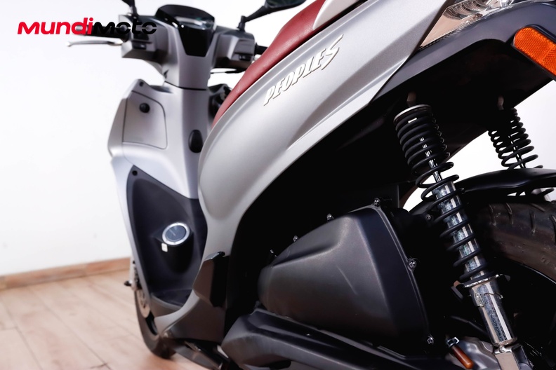 Motorbike image 9