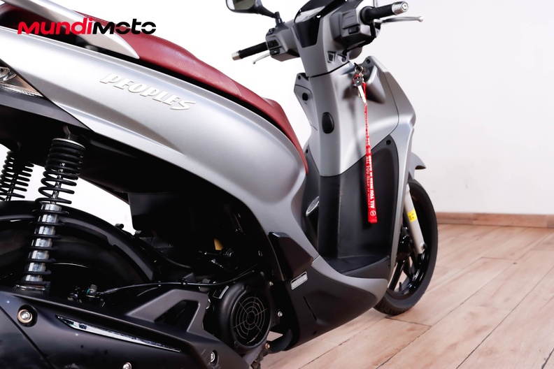 Motorbike image 3