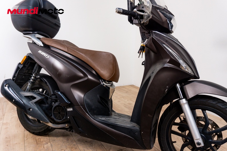 Motorbike image 4