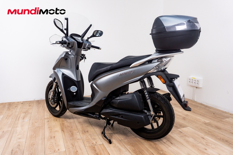 Motorbike image 7