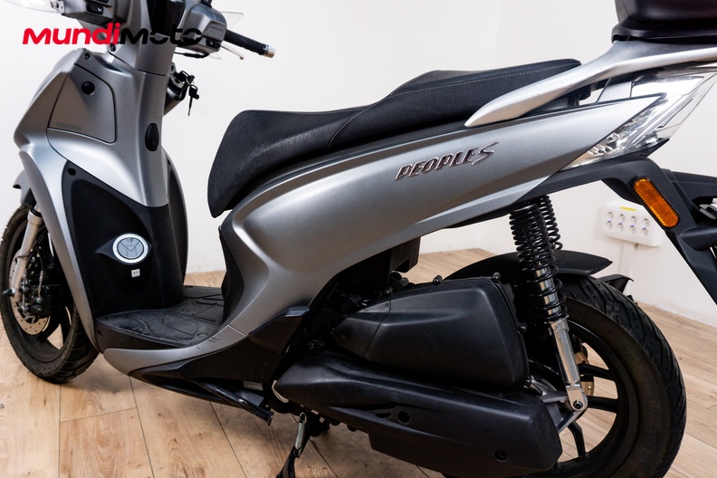 Motorbike image 8